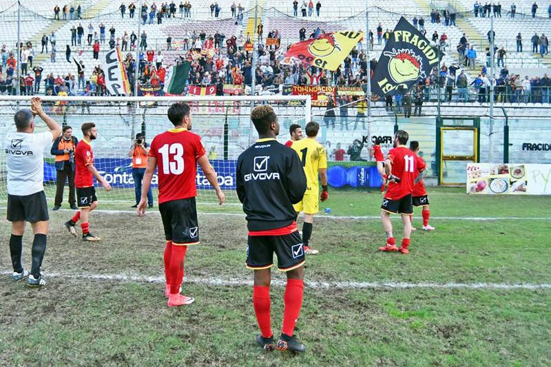 Messina, a Castrovillari gara quasi senza sussulti: 0-0 tra noia e sbadigli-Cronaca e tabellino