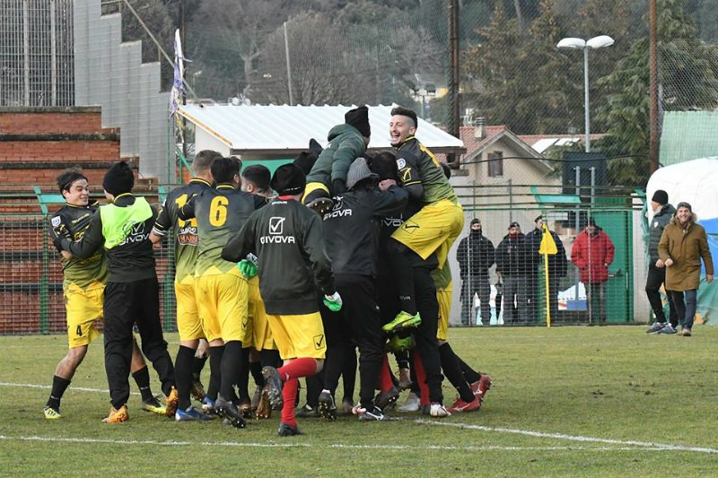 Messina, rimonta pazzesca: 3-2 al Giulianova e si vola in finale a Firenze-Cronaca e tabellino