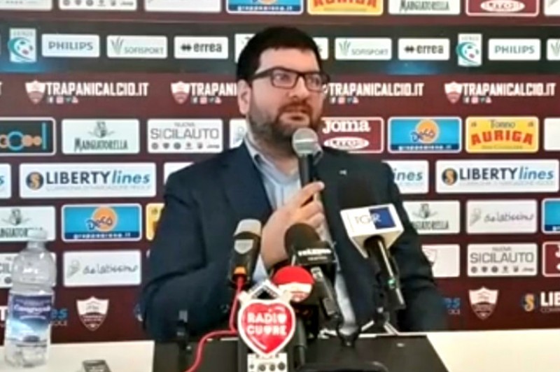 Trapani, ad De Simone: “Successo meritato, adesso ci attende una gara fondamentale con la Juve Stabia. Sul progetto...”