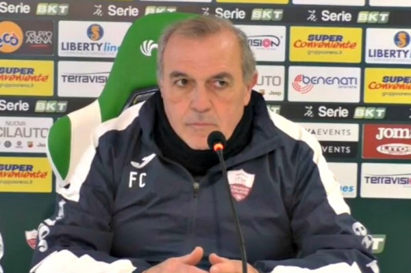 Trapani, Castori: “Sarà una partita dura, ma andremo a Salerno per ritrovare noi stessi”