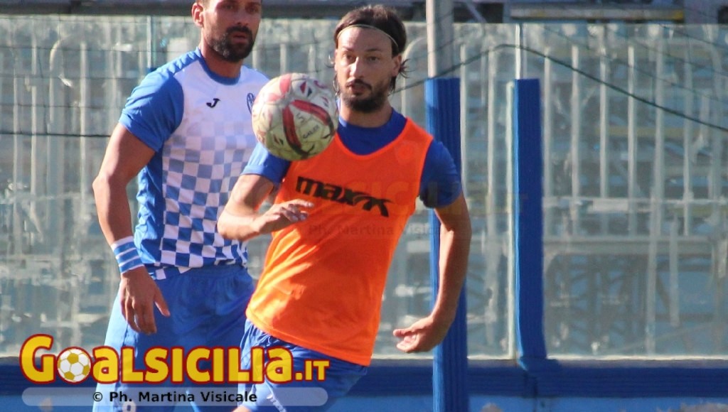 UFFICIALE - Siracusa: ritorno in azzurro per il difensore Cossentino