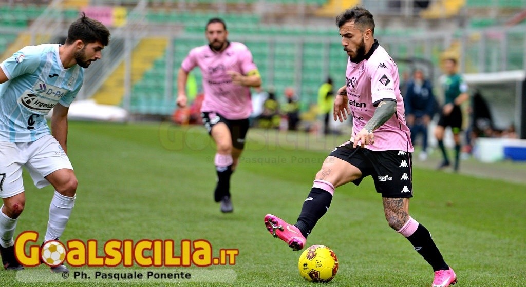 Palermo, Valente: “­È un campionato difficile con tante buone squadre, i proclami non ci fanno bene...“