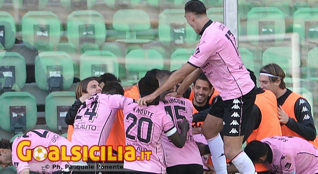 Palermo: vaccino per tutti i giocatori rosanero