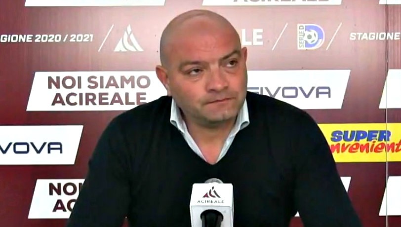 Acireale, De Sanzo: “Sto lavorando sulla testa della squadra. Qualcuno è già andato via, partita con Acr Messina...”