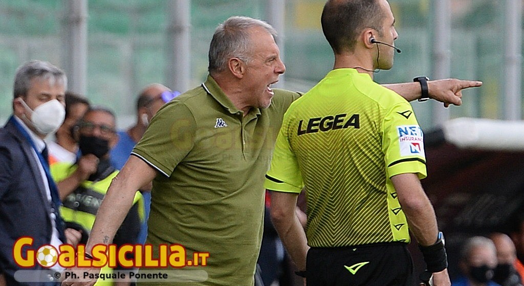 Avellino, Braglia: “Palermo forte e aspira a grandi obiettivi ma noi giocheremo per vincere”