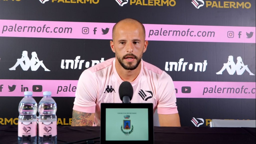 Palermo, Giron: “Farò di tutto per meritarmi questa maglia. Ho trovato grande gruppo“-LA CONFERENZA