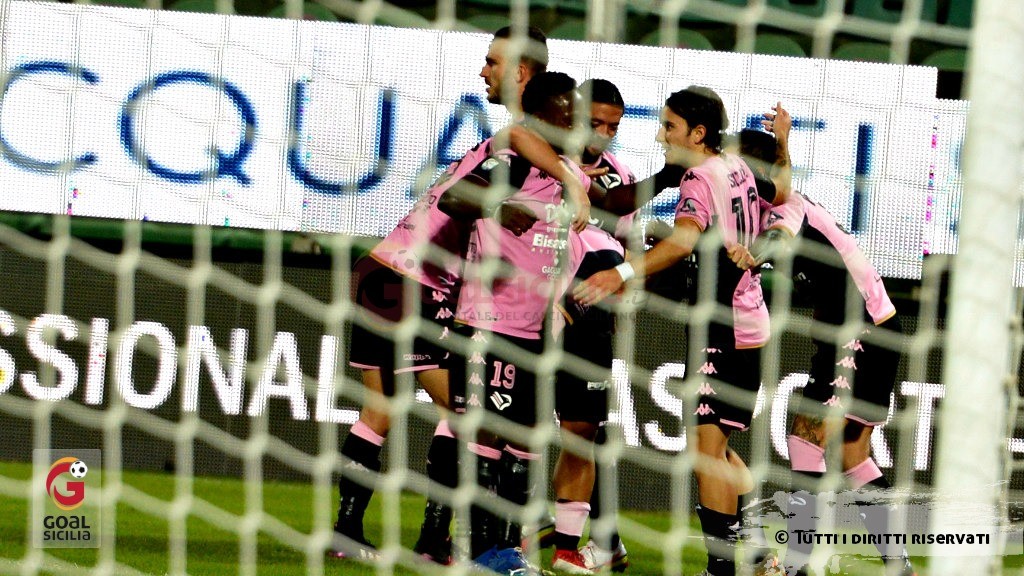 Palermo, cuore e il “Renzo Barbera” trascinante: contro l’Entella un 2-2 che vale il pass per le semifinali-Cronaca e tabellino