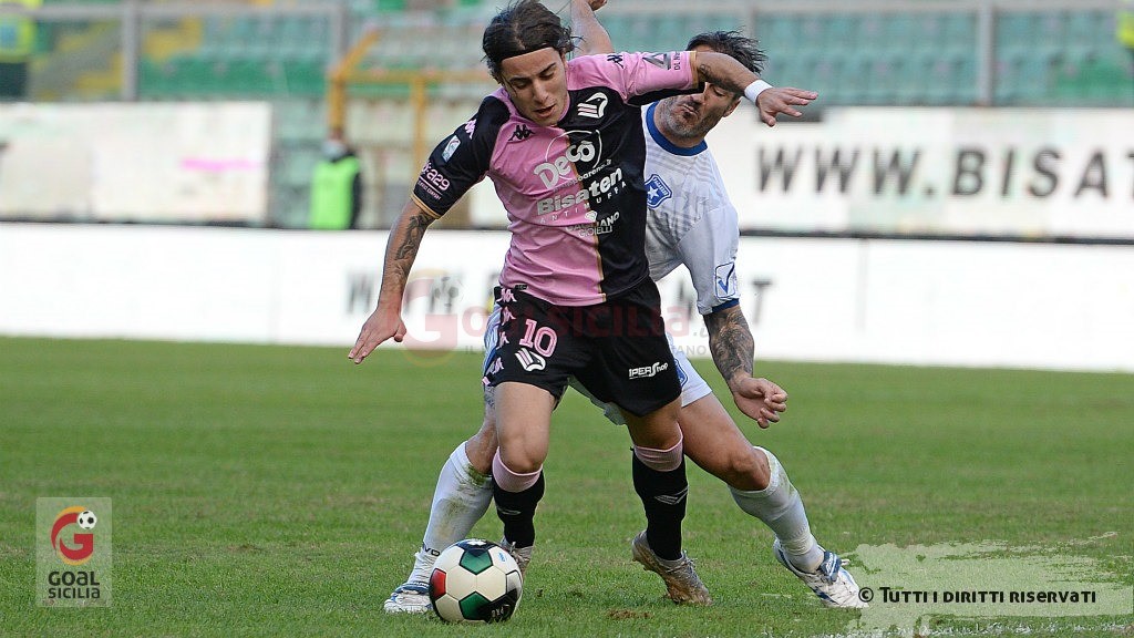 Palermo, Silipo: “In questi due anni e mezzo sono migliorato. Ai play off vogliamo riempire lo stadio”