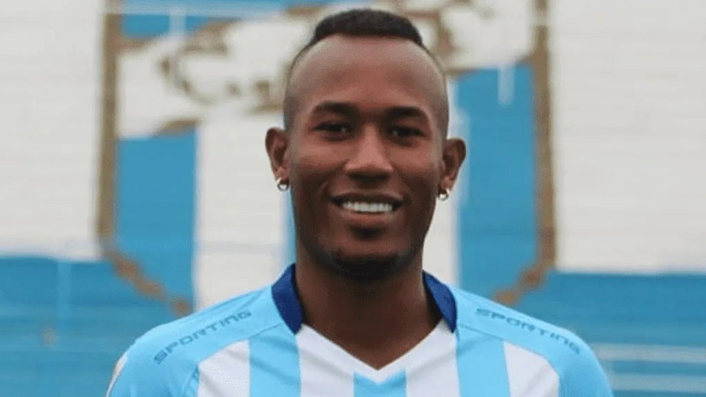 Tragedia in Argentina: calciatore muore in allenamento a 22 anni