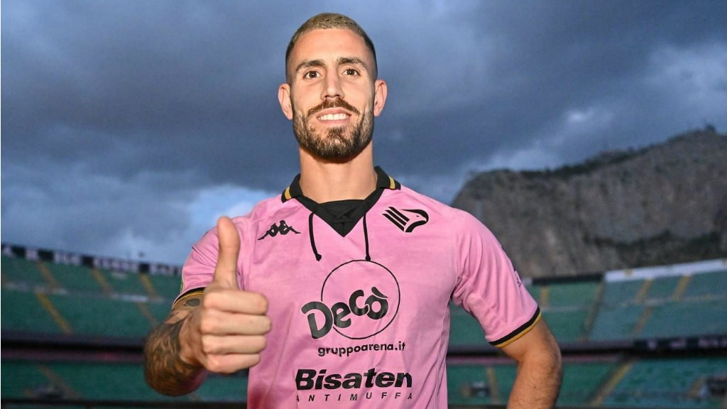 Palermo, Tutino: “Voglio arrivare in Serie A con questa maglia. Accoglienza unica, mi sono sentito come a casa”
