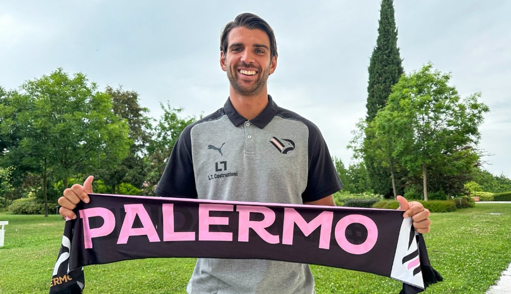 UFFICIALE-Palermo: ecco il difensore Ceccaroni