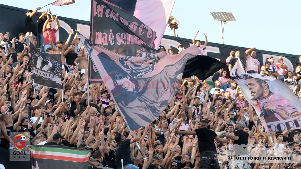 Lecco-Palermo: previsto nuovo esodo di tifosi rosanero, settore ospiti sold-out in un’ora