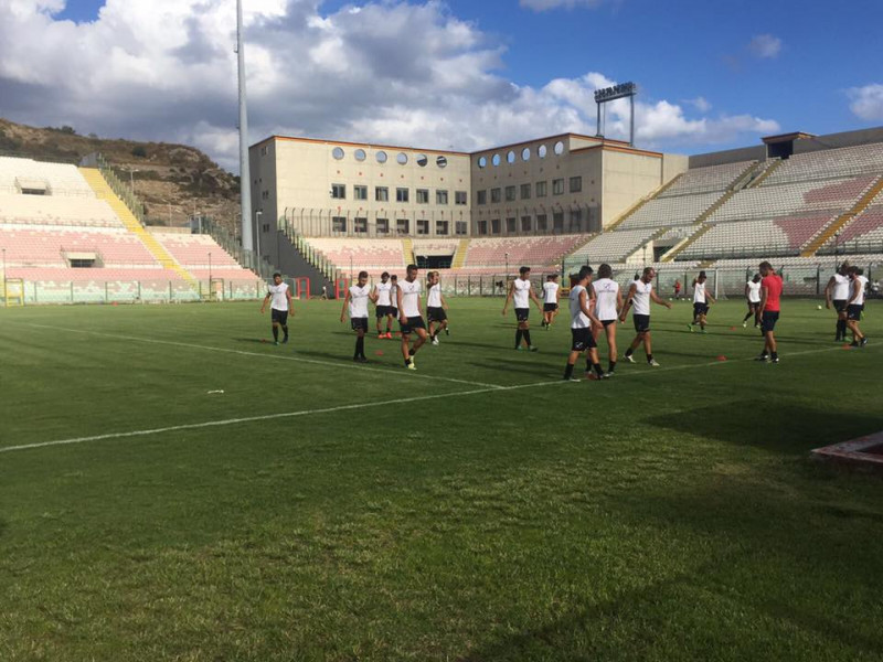 Messina: primo allenamento allo stadio 'Franco Scoglio' per i giallorossi