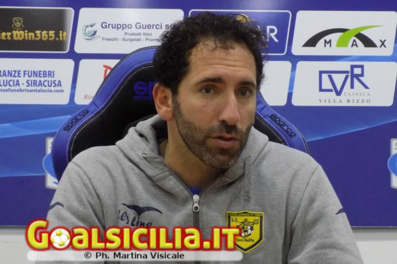 Juve Stabia, Caserta: “Sugli spalti bel gemellaggio, ma vogliamo battere Siracusa per finire stagione alla grande”