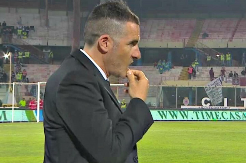 Catania: i tifosi vogliono la conferma di mister Lucarelli, ma il tecnico piace alla Ternana...