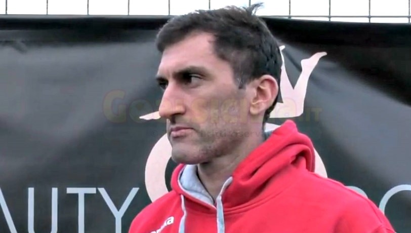 Siracusa, Spinelli: “Ogni volta che si scende in campo con questa maglia, bisogna farlo con l’atteggiamento giusto”