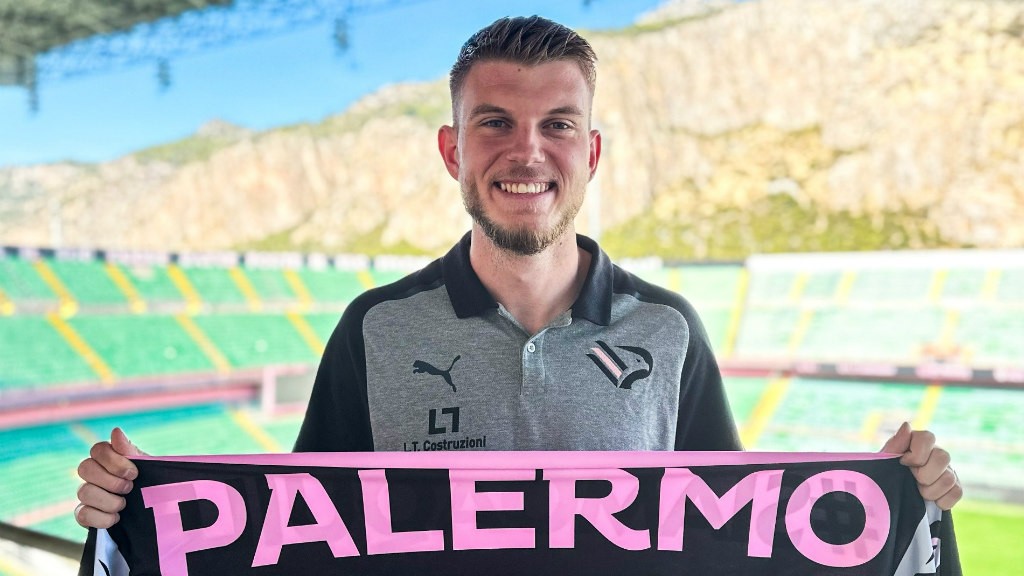 UFFICIALE-Palermo: tesserato il portiere Kanuric ex Nottingham