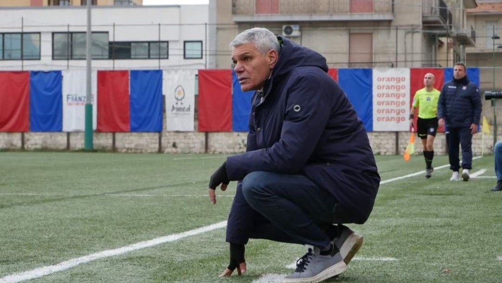 UFFICIALE-Modica, si dimette mister Strano: “Non sono riuscito a dare la sterzata necessaria”