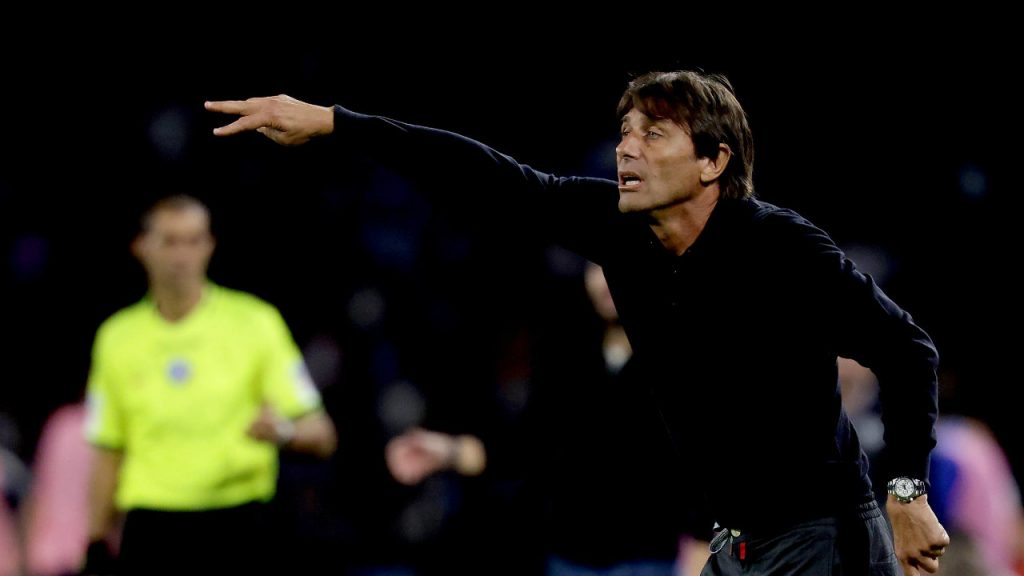 Mister, dacci l’attaccante Conte lo manda alla Juventus Colpo per
