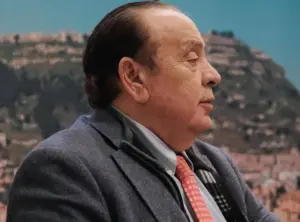 Vladimiro-Crisafulli-e-il-nuovo-sindaco-di-Enna-vince-senza-il-simbolo-del-Pd